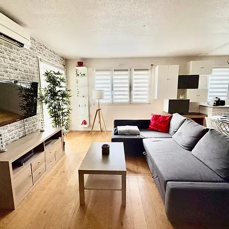 The Echevins' Jewel A Peaceful In Appartement *